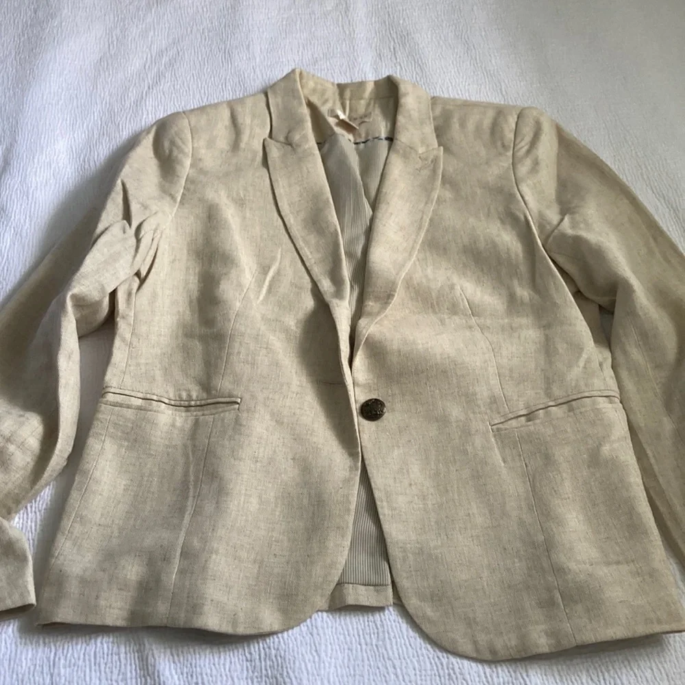 Kenar Cream Sport Coat with Notched Lapels